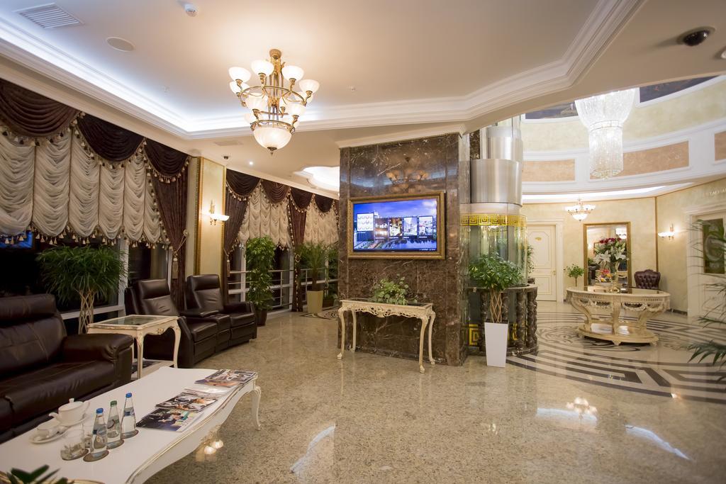 Boutique Hotel Buta Minsk Esterno foto